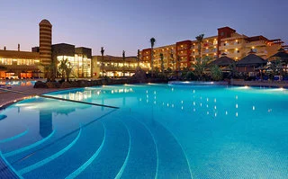 Elba Carlota Beach & Convention Resort