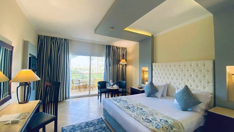  Amwaj Oyoun Resort
