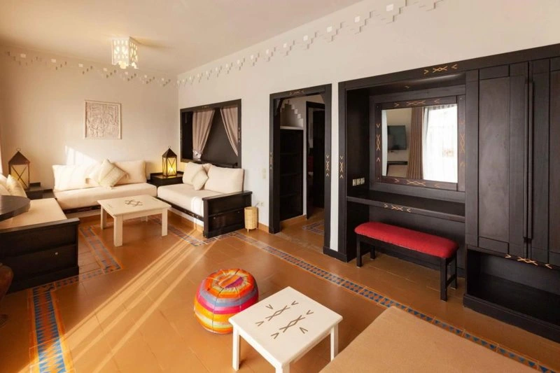 Borjs Hotel Suites & SPA