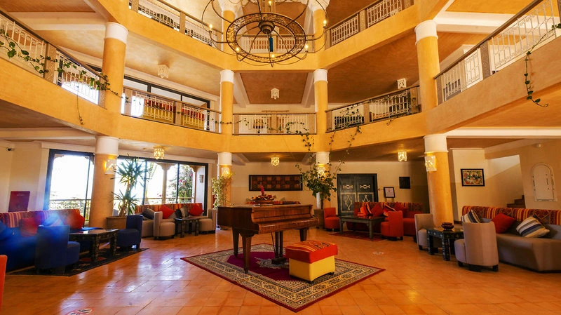 Borjs Hotel Suites & SPA