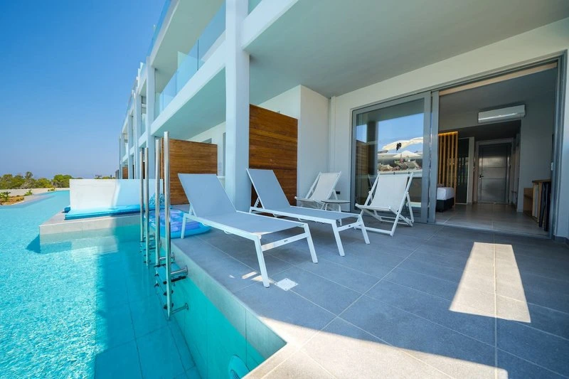 Harmony Crest Resort & Spa
