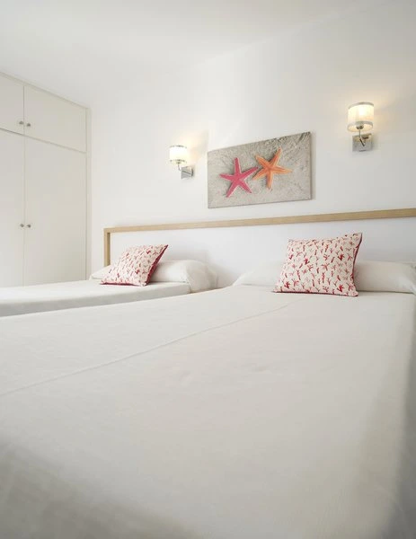 Coral Star Apartments