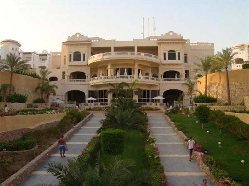 Continental Plaza Beach Resort