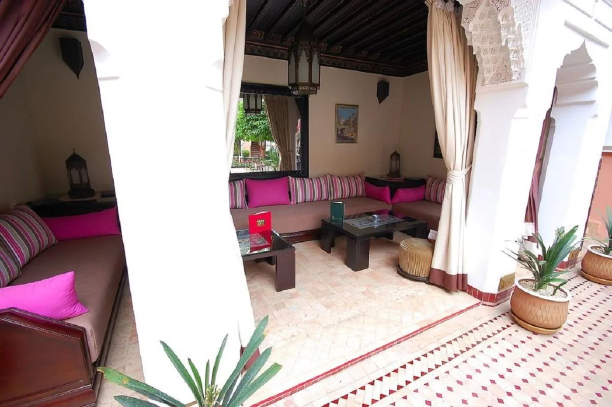  Les Borjs De La Kasbah