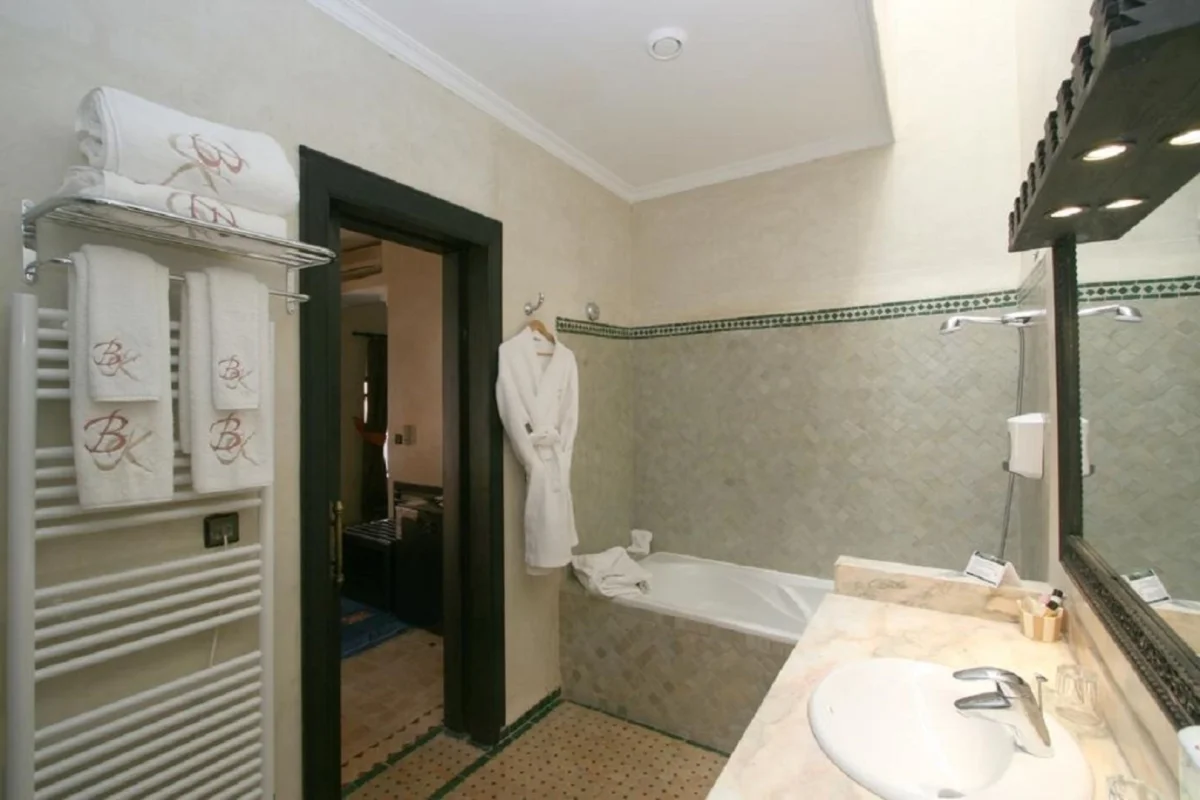  Les Borjs De La Kasbah