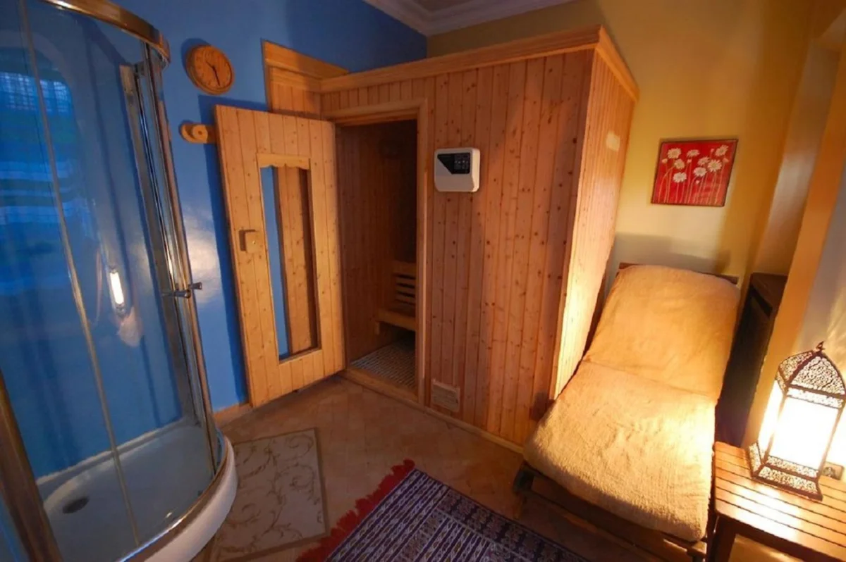  Les Borjs De La Kasbah