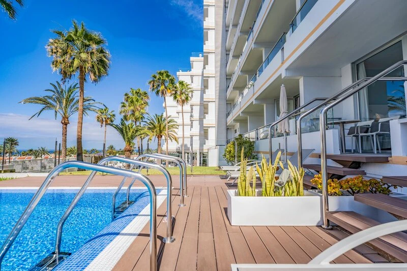 Coral Ocean View Hotel