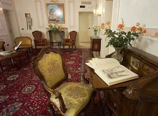 Gallery 2