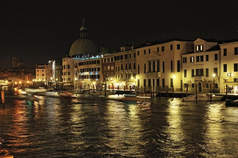 Carlton on the Grand Canal