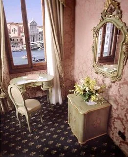 Gallery 2