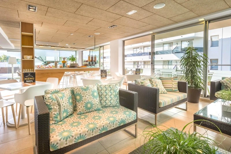 Odissea Park Aparthotel