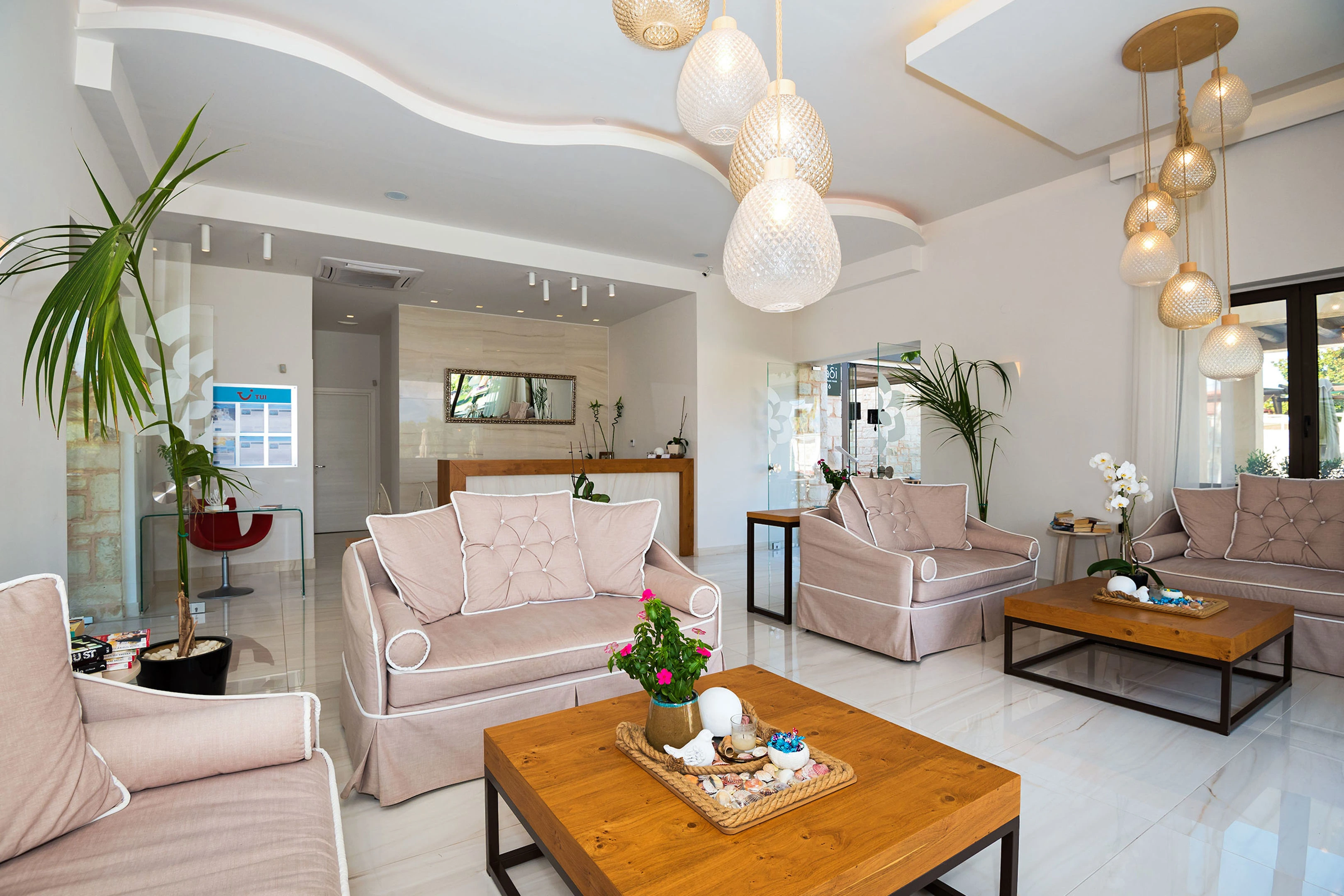 Airis Boutique Hotel & Suites