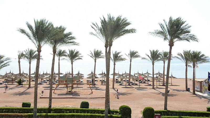 Sea Beach Edge by Rotana