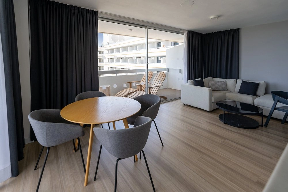 Coral Suites & Spa Hotel