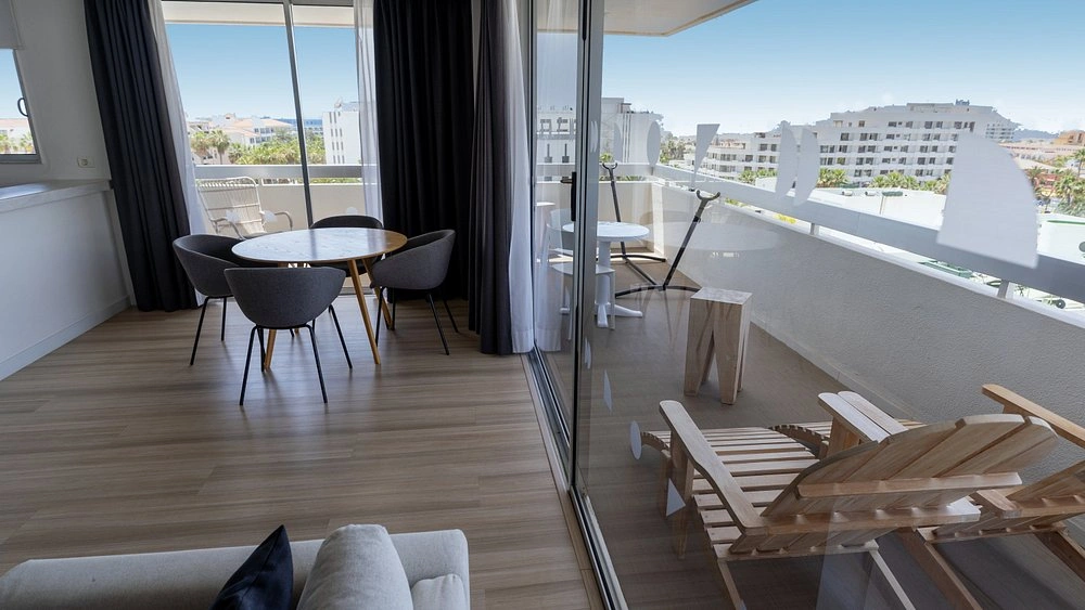 Coral Suites & Spa Hotel
