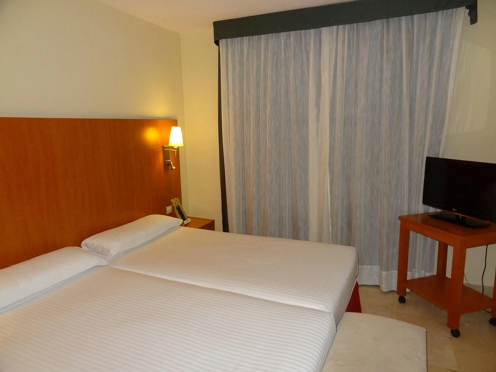 Exe Gran Hotel Almenar
