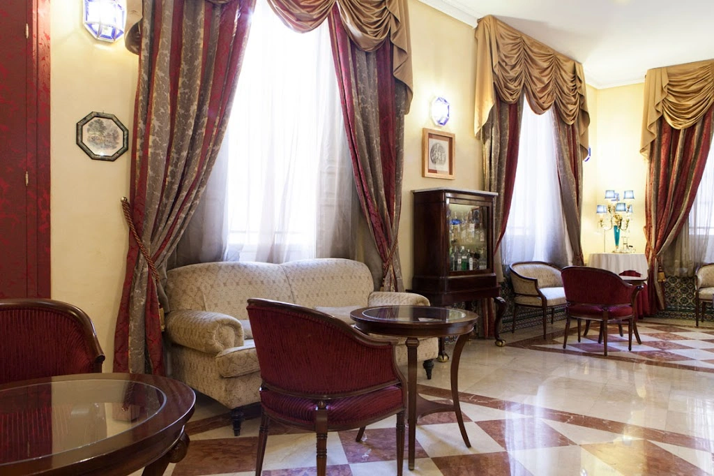 Hotel Cervantes