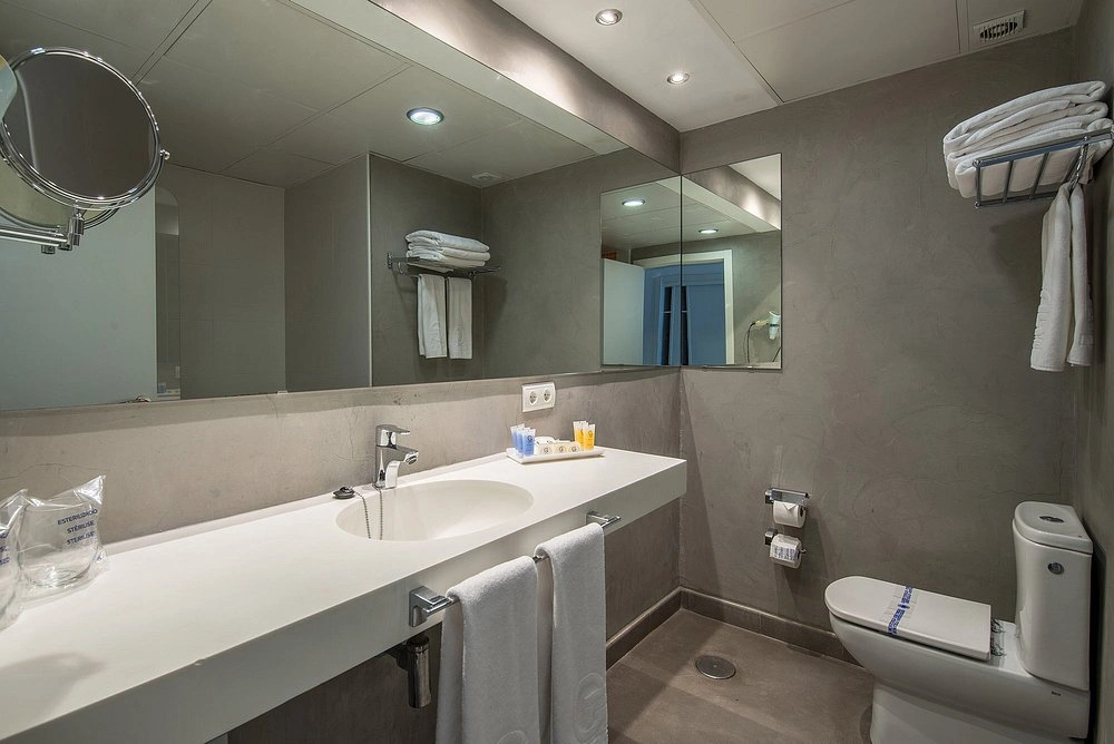 Apartamentos Belroy