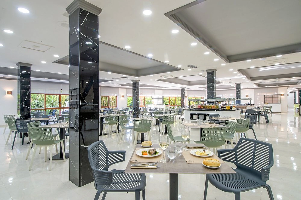 Hotel Benidorm East by Pierre & Vacances