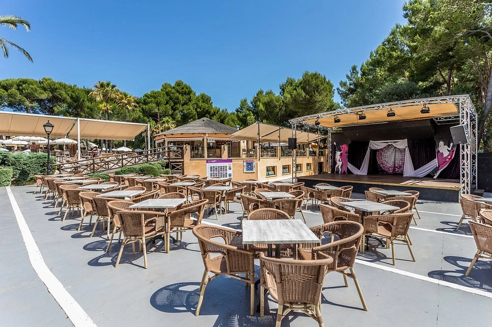 Caprice Vell Mari Hotel & Resort