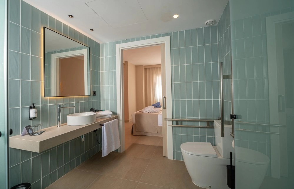 AQUA Hotel The Breeze & Spa