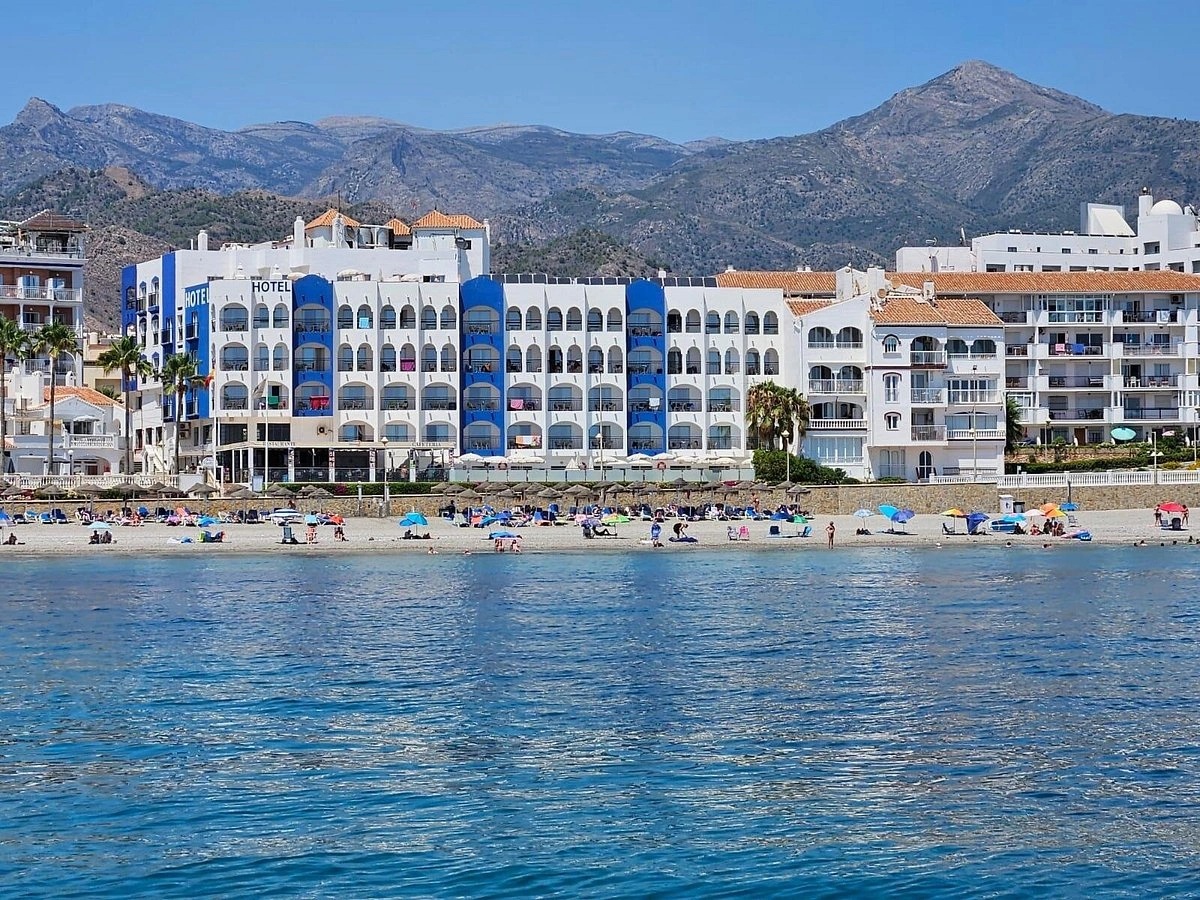 Perla Marina Hotel