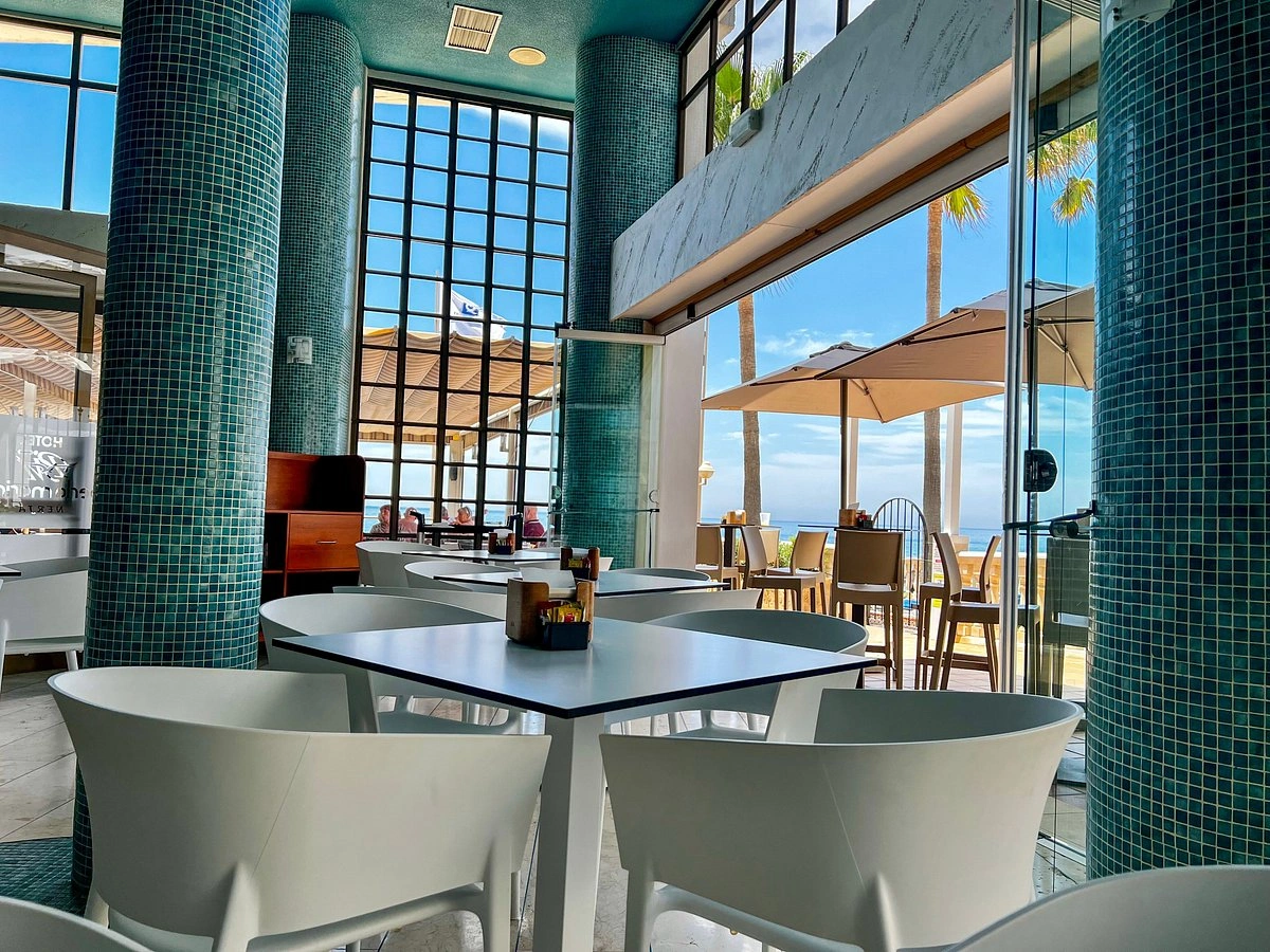 Perla Marina Hotel & Apartamentos