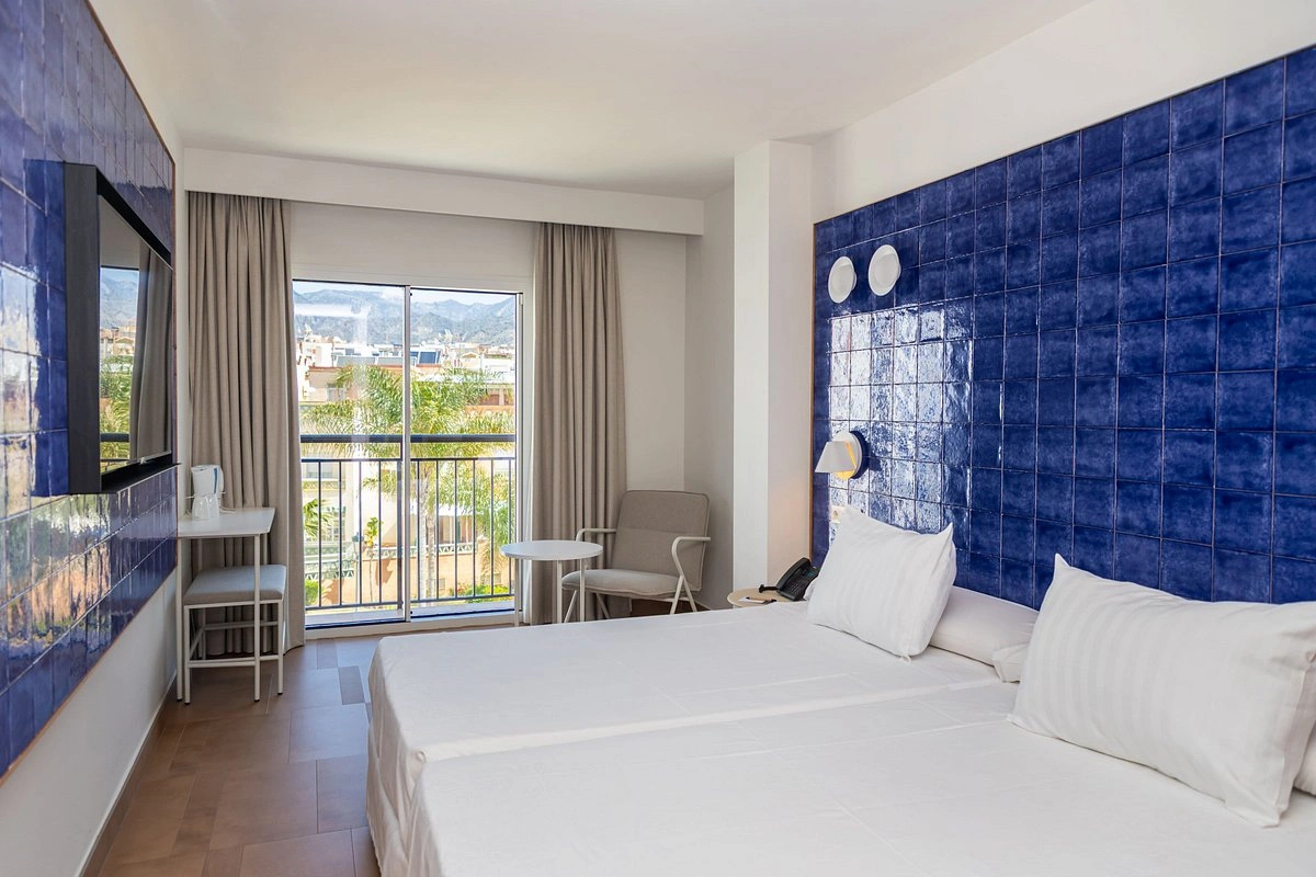 Perla Marina Hotel & Apartamentos