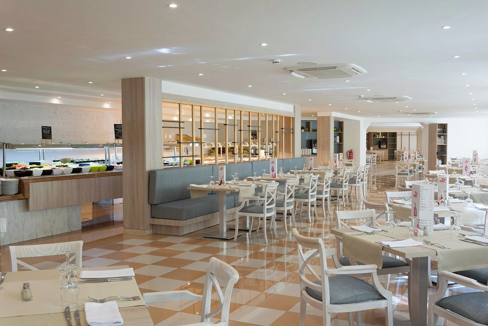 HSM S'Olivera Hotel & Apartments