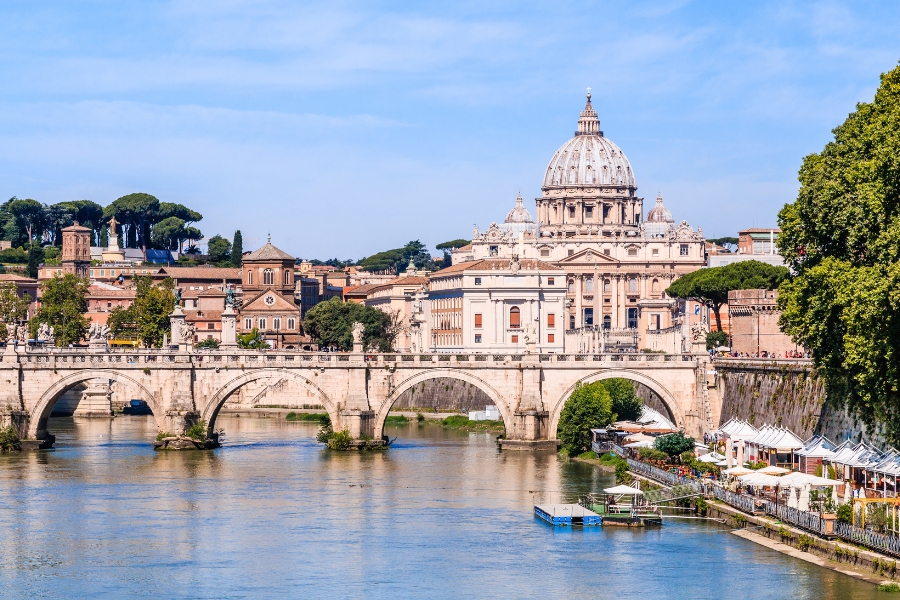 Luxury Honeymoon Holidays from the UK
